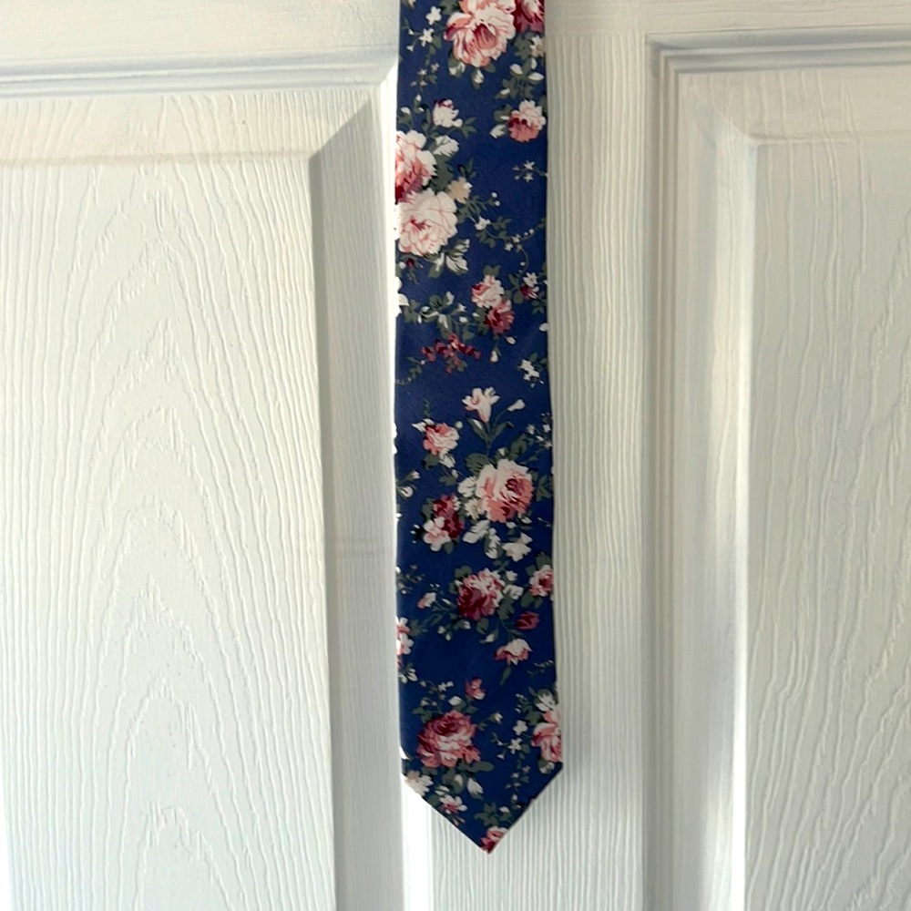 Blue Floral Cotton Tie